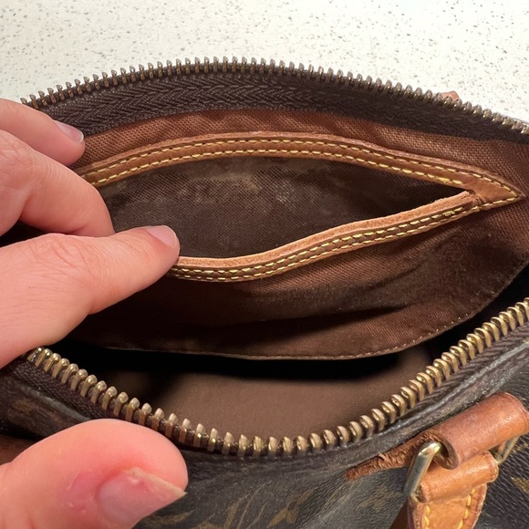 90s Speedy Louis Vuitton - Picture 9 of 15